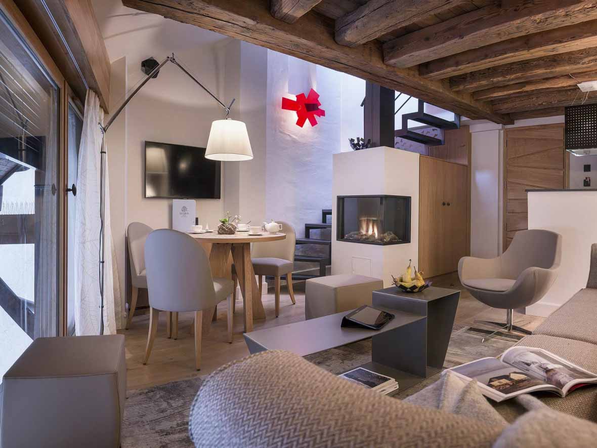 04 | CINQ ECRINS DE LUXE